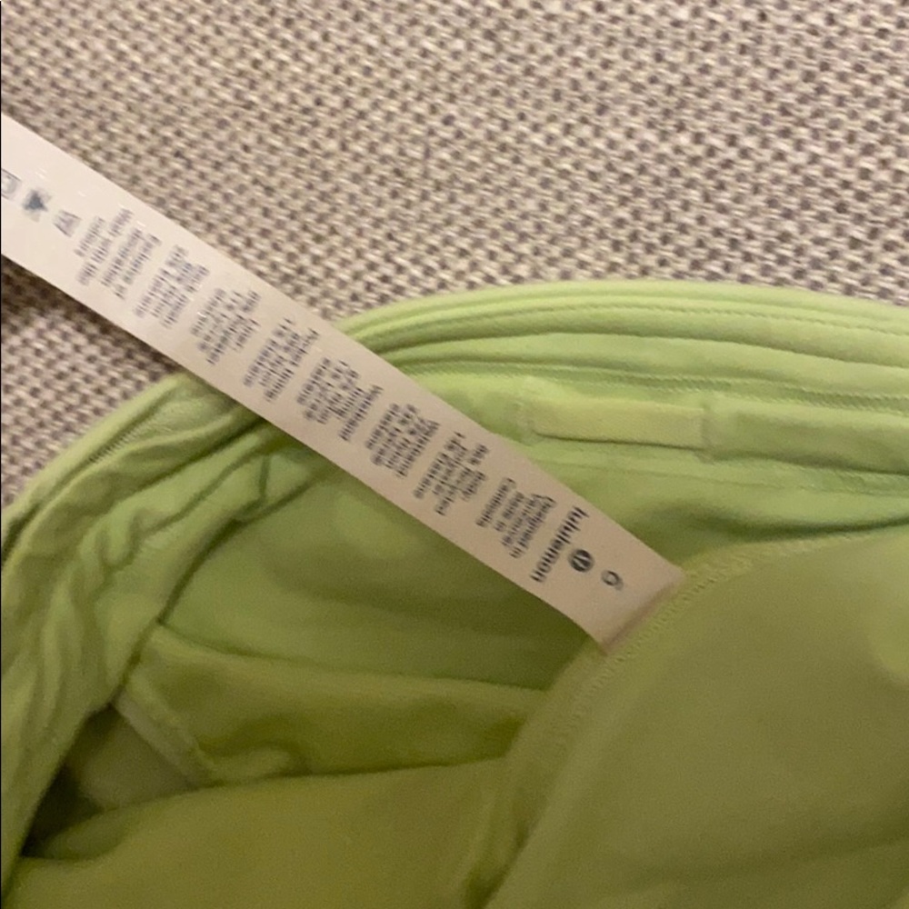 Lime green lulu lemon Shorts! Never worn no tags - Picture 4 of 4